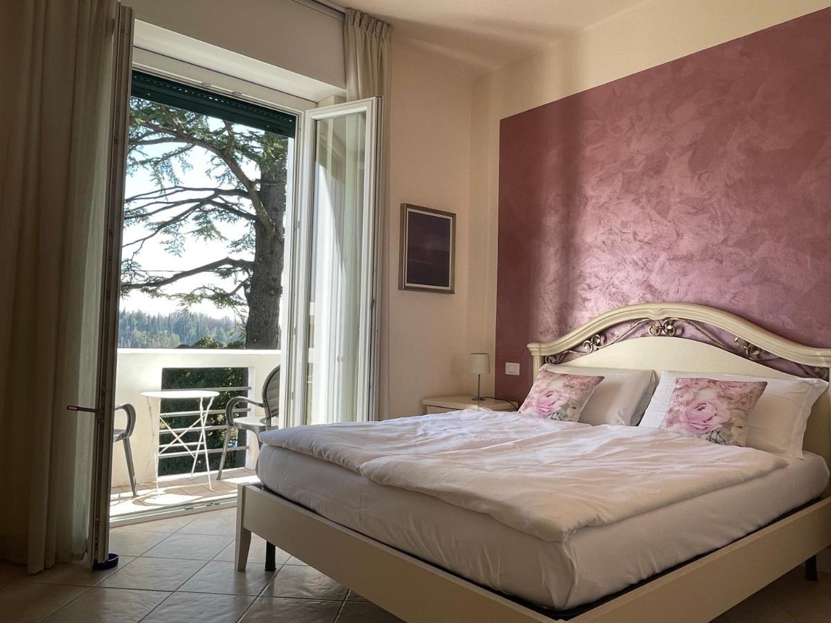 Betty'S House Bed and Breakfast Lazise Eksteriør billede